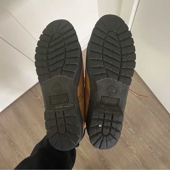 Waterproof Timberland Boot in Wheat Nubuck - Picture 6 of 6